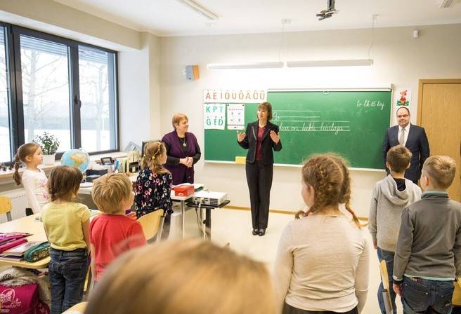 «Пошли вон из Кейла!» Новые тревоги русских Эстонии за судьбу родных школ