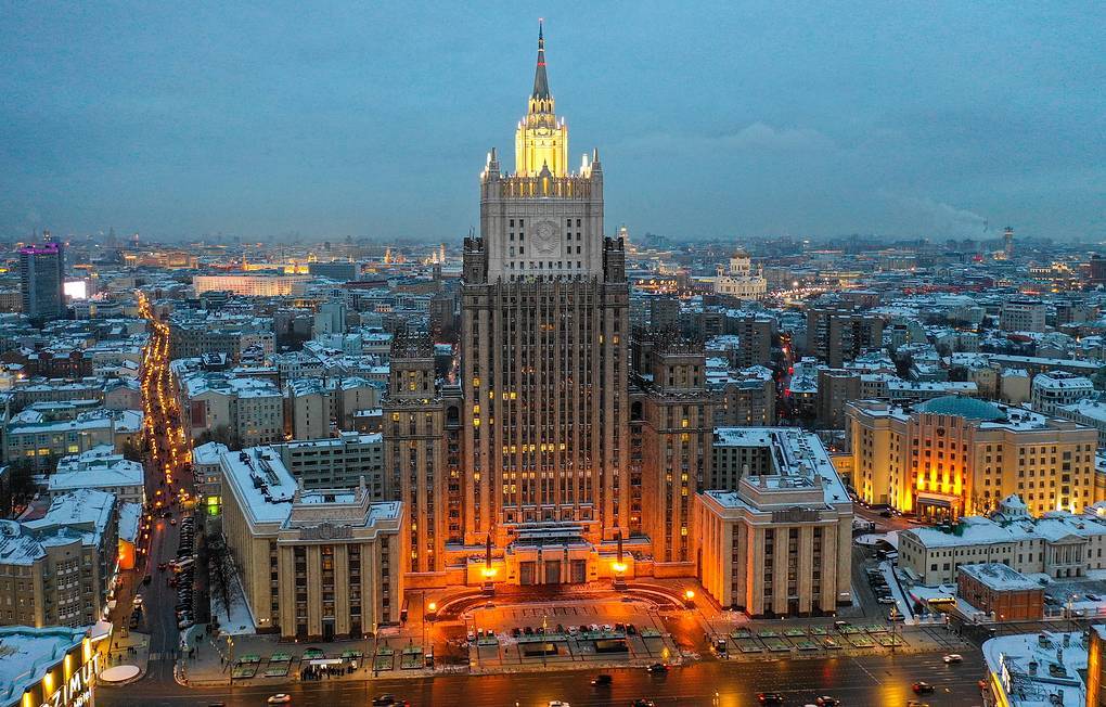 Россия объявила двух дипломатов Колумбии в Москве персонами нон грата