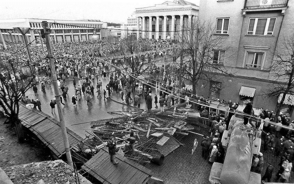 «Перестройка» в Литве: как Яковлев и Горбачёв вскармливали «Саюдис»