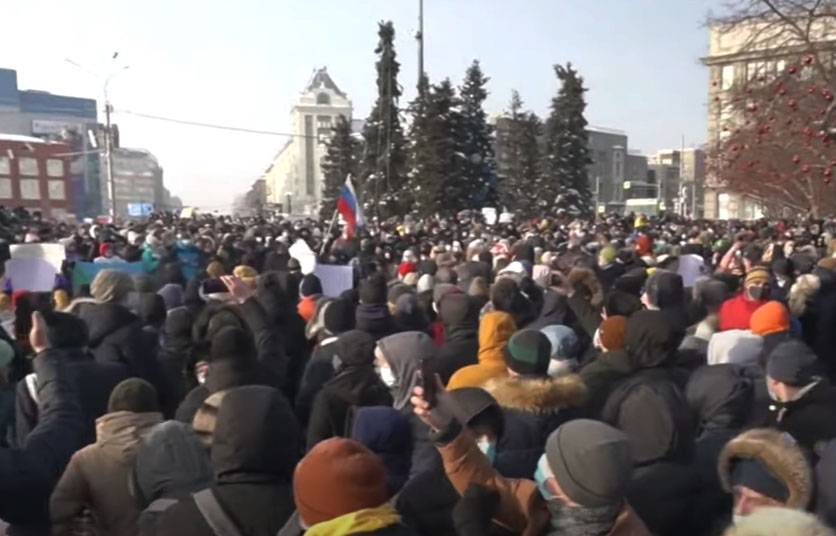 «Это личное между Путиным и Навальным»: французы комментируют акции протеста в РФ