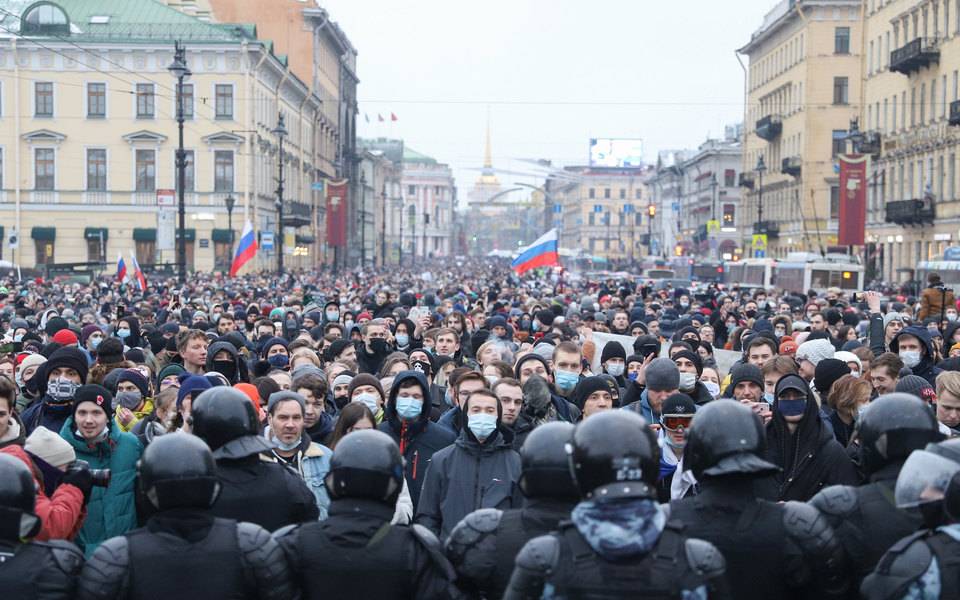 Протестный потенциал в России резко снизился
