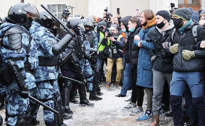 Мальчиши-кибальчиши вышли за Навального