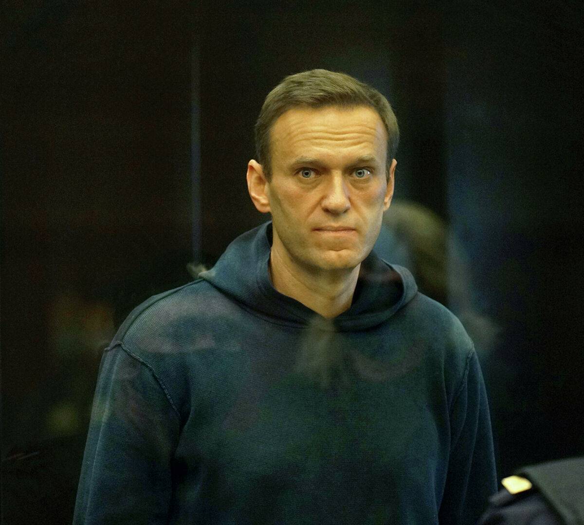 Навальный получил реальный срок по делу «Ив Роше»