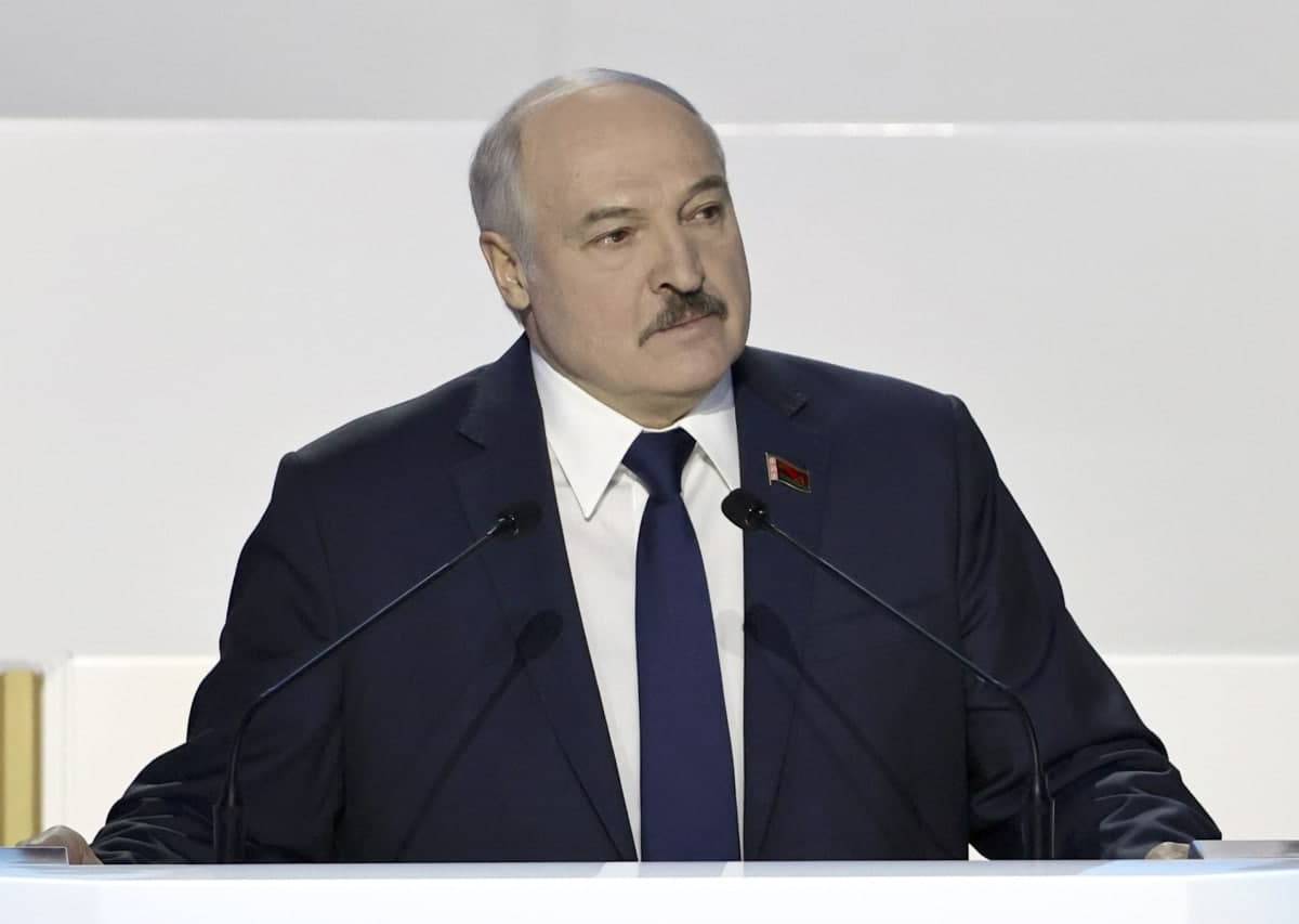 Лукашенко: потерять Беларусь для России смертельно опасно