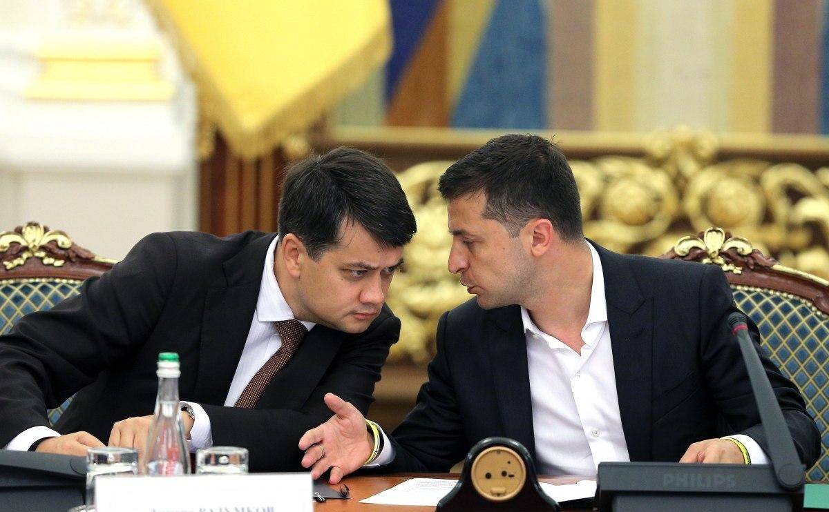 Зеленский пытается уволить спикера Рады, который демонстрирует «политически