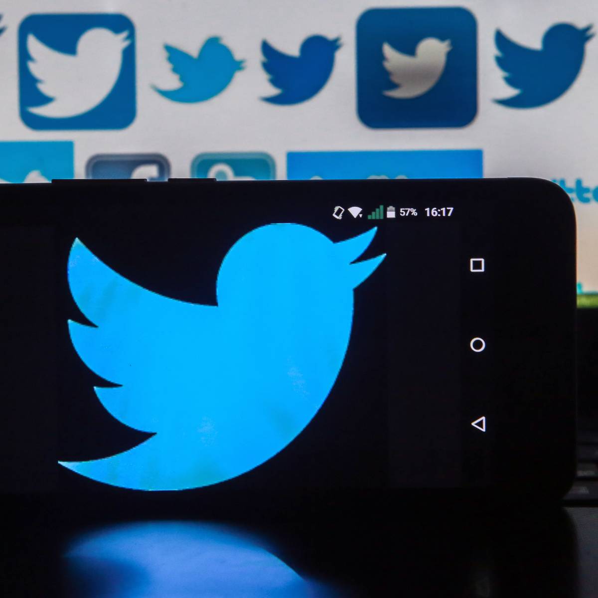 Twitter заблокировал аккаунт российской делегации на переговорах в Вене