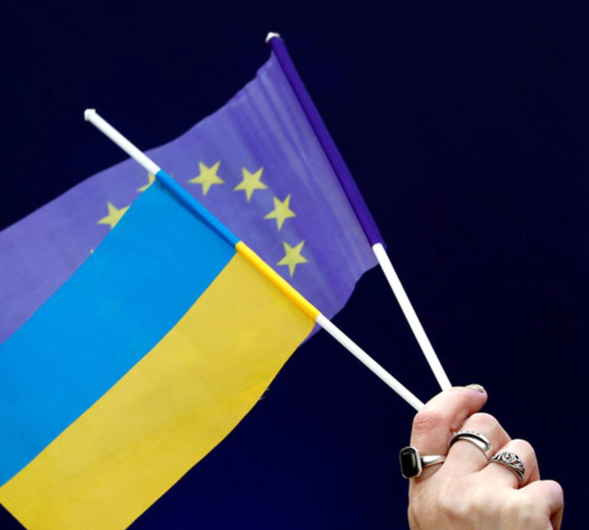 Европа благословила Украину на новую войну