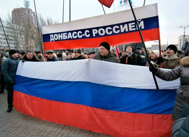 Украина атакует, а ЛДНР идут к воссоединению с Россией Украина атакует, а ЛДНР идут к воссоединению с Россией