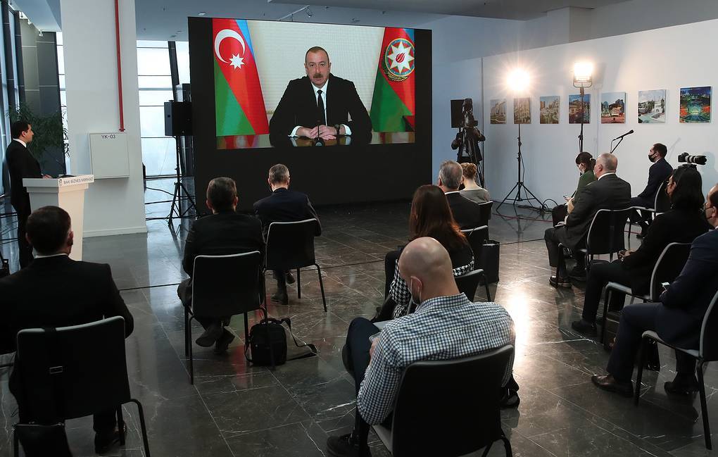 Статус Карабаха не обсуждается, мир с Ереваном возможен. Что сказал Алиев