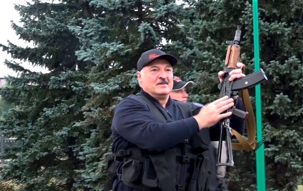 Заплатят все: Лукашенко нашел «лекарство от майдана»