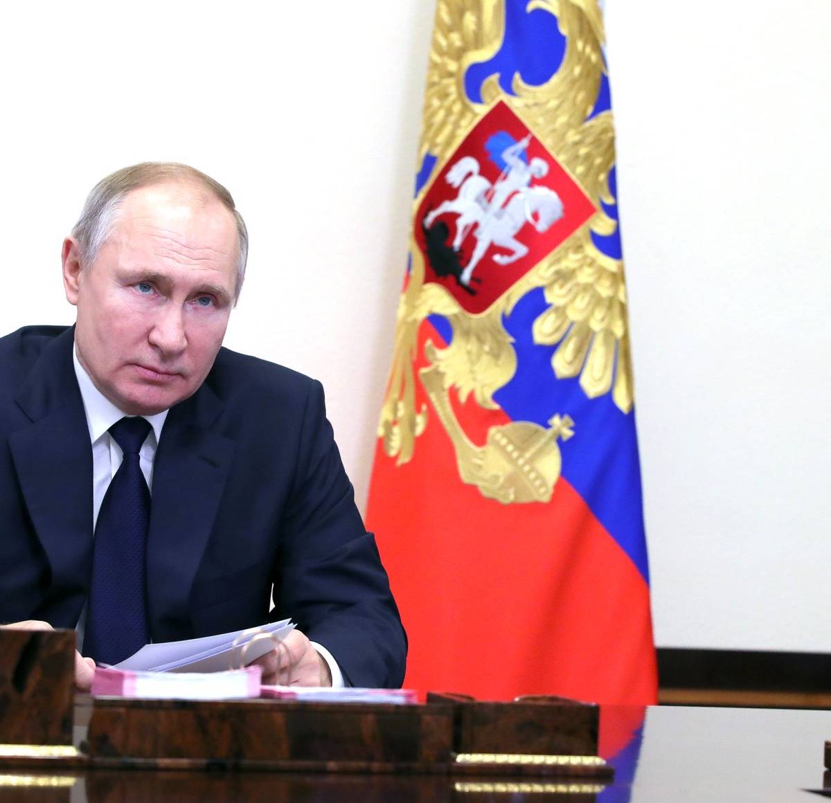 «Ему стоит бояться»: в британском СМИ пророчат президенту России «свержение»