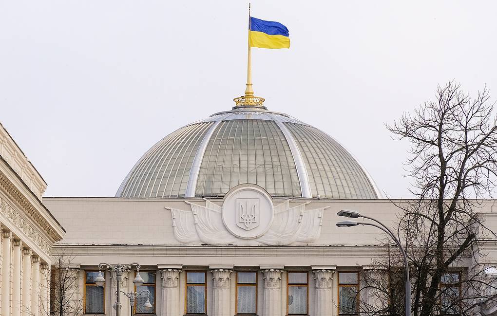 На Украине оппозиция потребовала отставки правительства