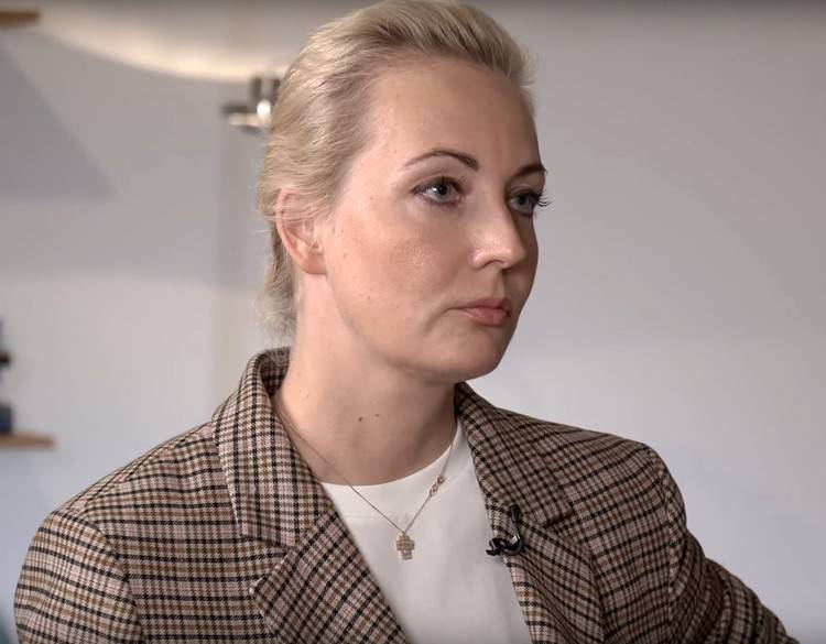Юлия Навальная разоблачает «отравление» мужа
