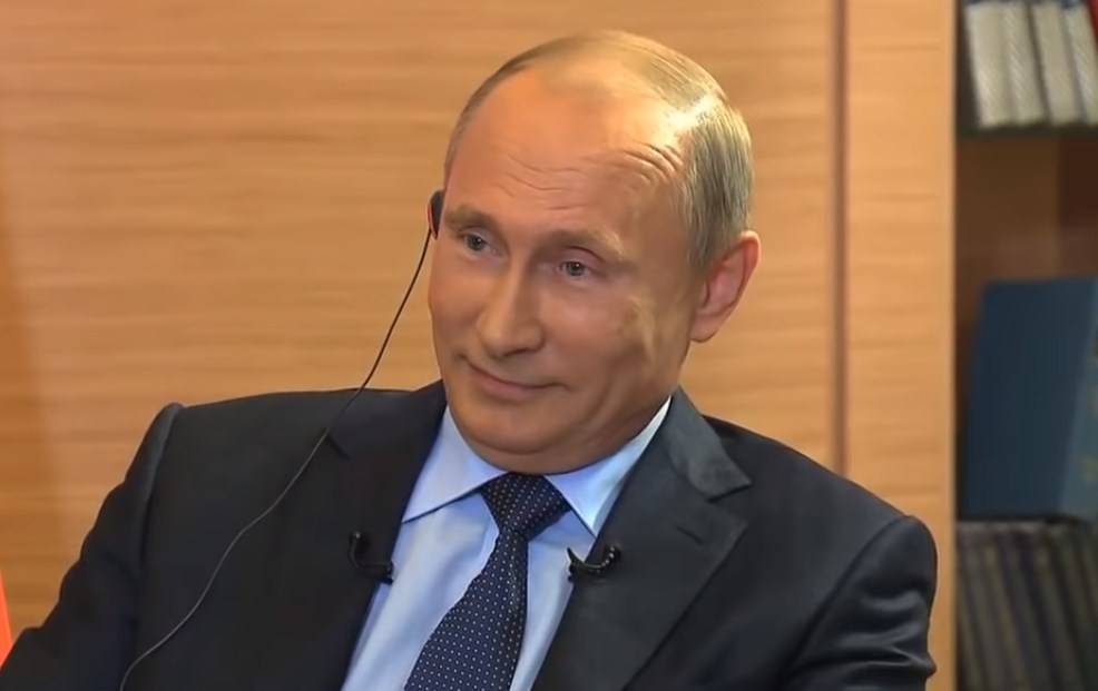 «Россия не вмешивалась»: Путин ответил французам на вопрос о конфликте на Донбассе