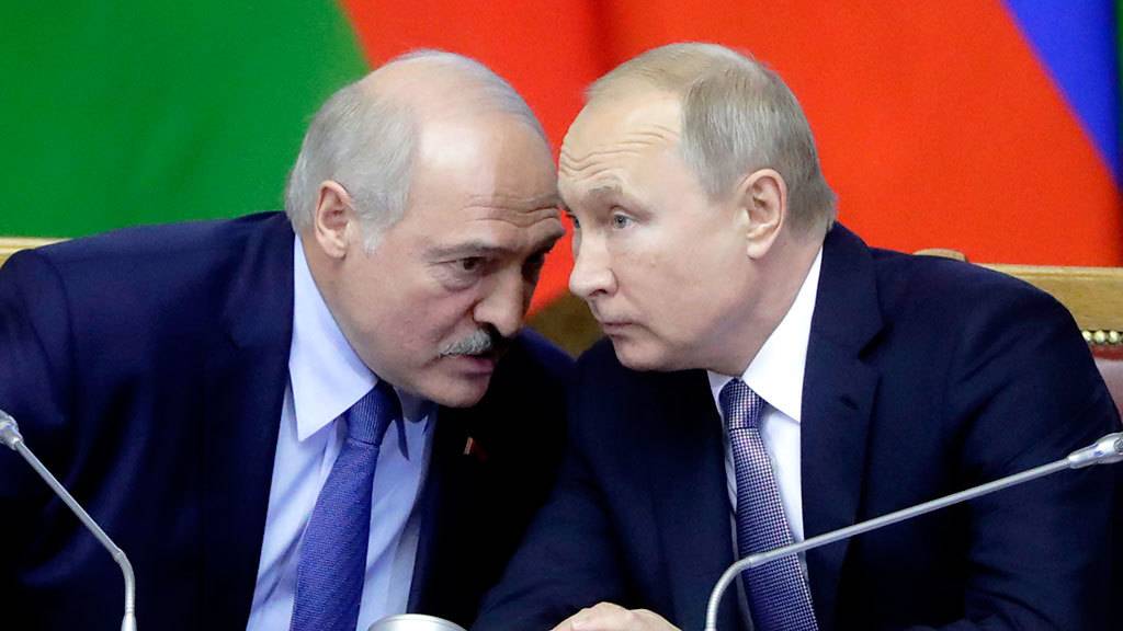Путин и Лукашенко: Два Верховных в одном блиндаже не поместятся
