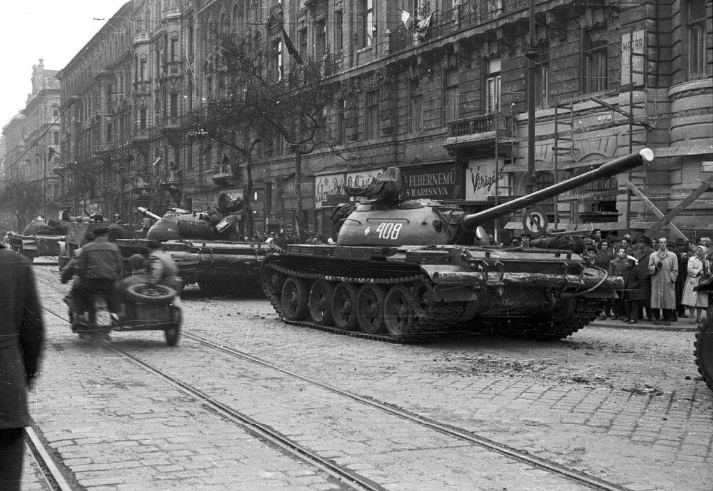 Венгерский мятеж 1956 года: ввод советских войск, Андропов и Янош Кадар Венгерский мятеж 1956 года: ввод советских войск, Андропов и Янош Кадар