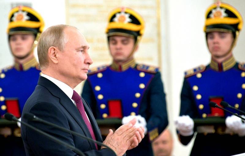 Досрочный «транзит»: Путин начал готовиться к передаче власти?
