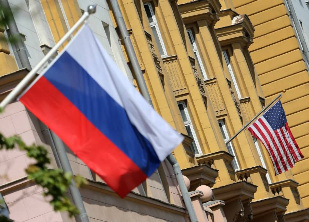 Спрогнозировано, сколько будут продолжаться санкции США против России