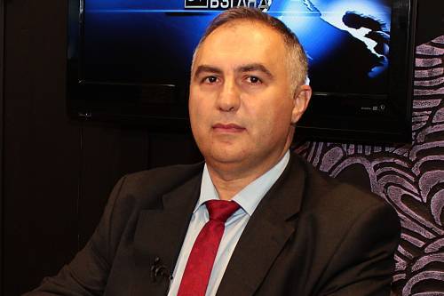 Ниязи Ниязов: Внеочередные выборы в Армении укрепят позицию Пашиняна