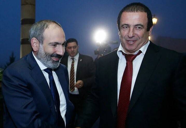 Пашинян согласился на досрочные выборы. Сулит ли это смену власти в Армении?