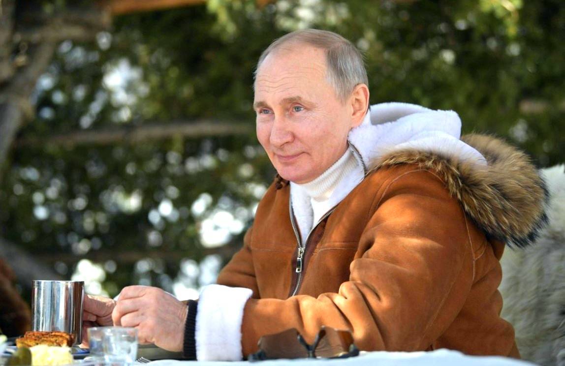 Норвежский эксперт разгадал тайну снимков Путина в тайге
