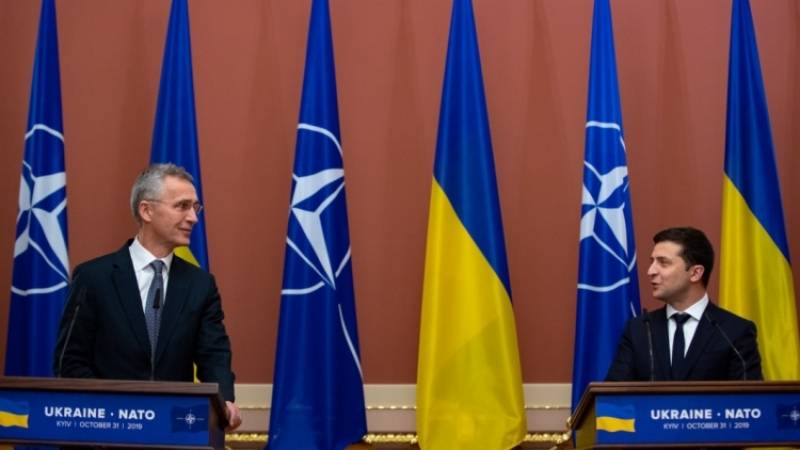 При вступлении Украины в НАТО развал страны станет состоявшимся фактом