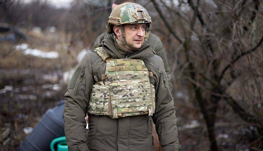 Дипломатия или эскалация: украинские СМИ о визите Зеленского в Донбасс Дипломатия или эскалация: украинские СМИ о визите Зеленского в Донбасс