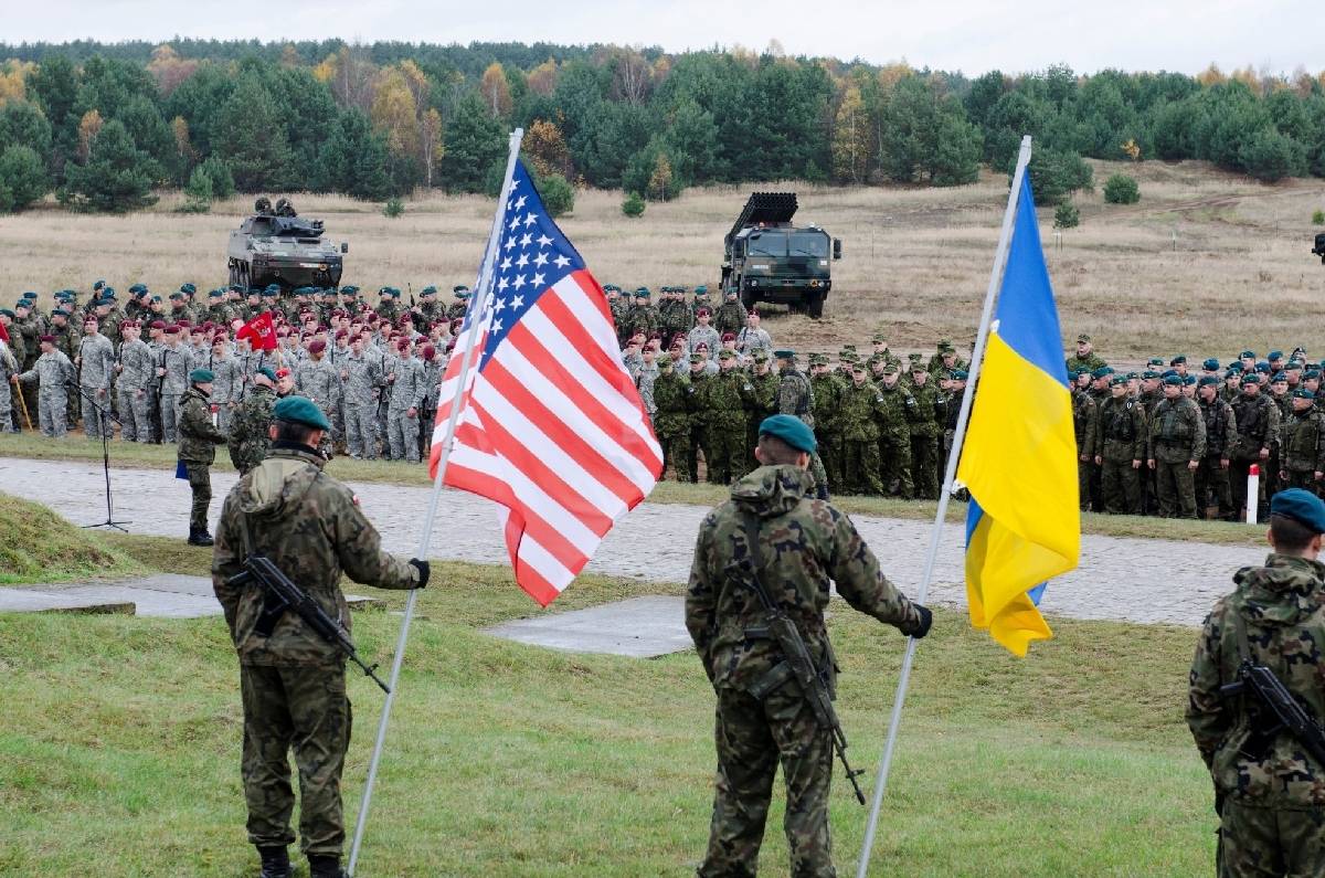 «Отвлекающий маневр для РФ»: США собираются быстро «закрепиться» на Украине