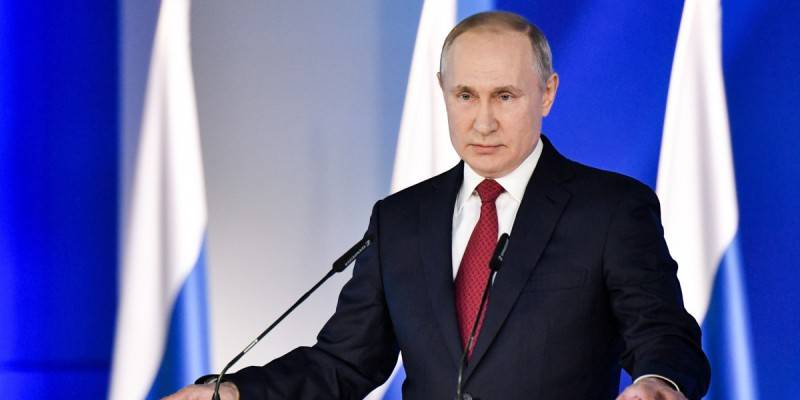 Послание президента Путина: масло вместо пушек