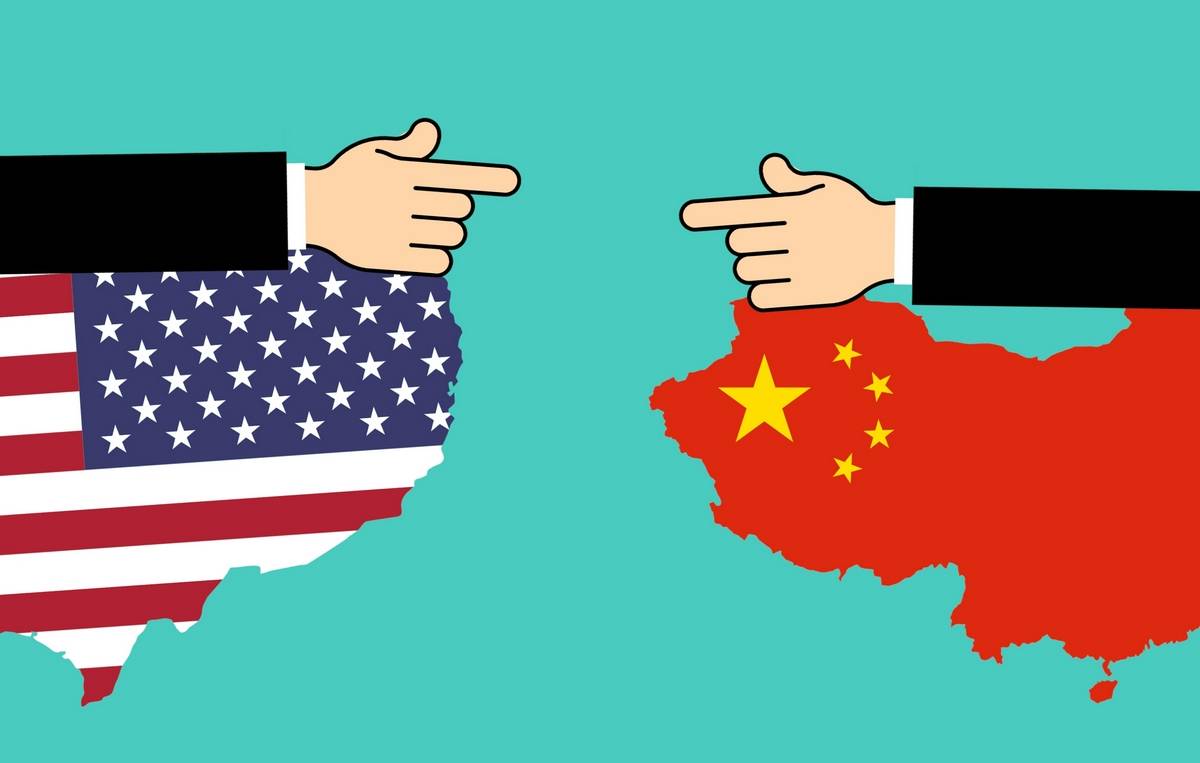 «Битва за умы»: Китай терпит идеологическое поражение от США