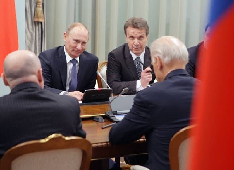 The Spectator: Путин и Байден нужны друг другу