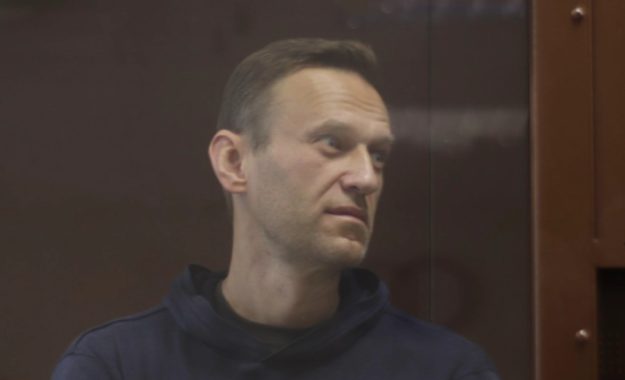 Навального используют для влияния на патриотическую повестку