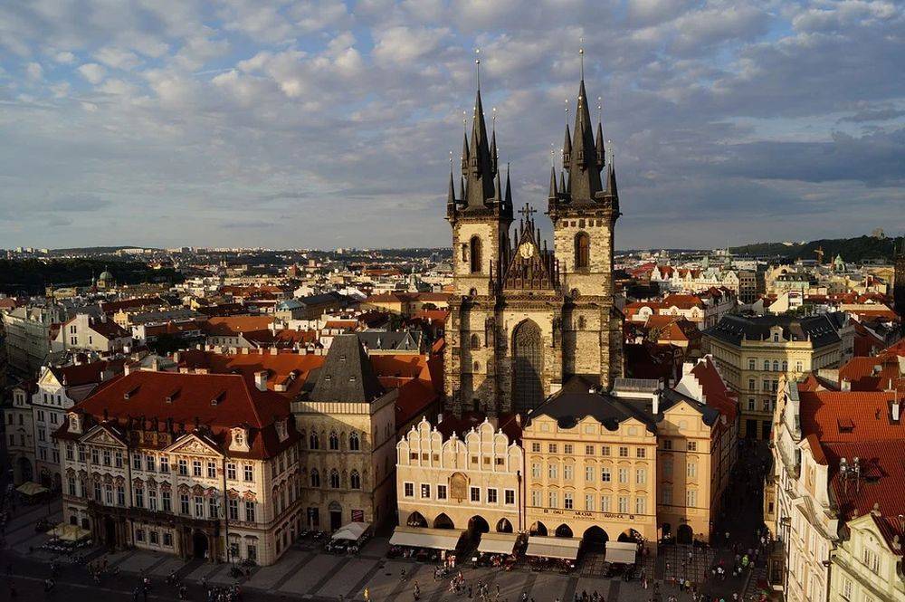 «Требуем объяснить»: Прага прокомментировала попадание в список недругов РФ