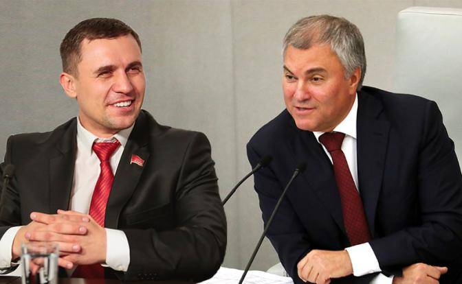 Схватка на Волге: Володин vs Бондаренко Схватка на Волге: Володин vs Бондаренко
