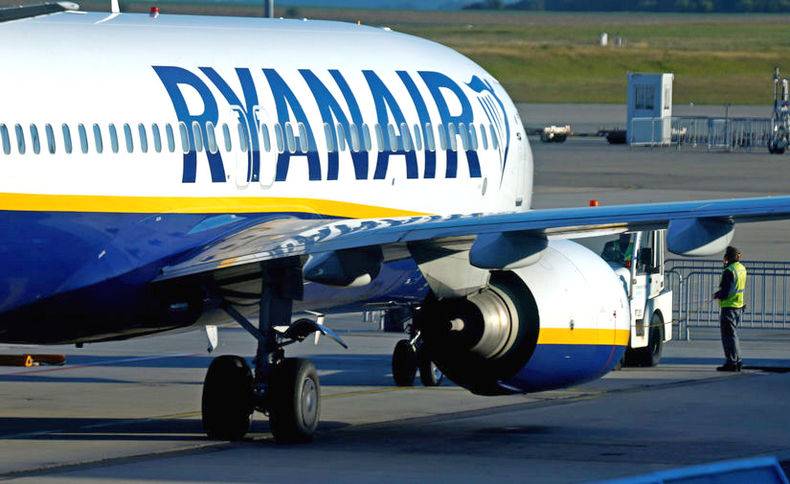 В Польше неожиданно заступились за Лукашенко в вопросе с самолетом Ryanair