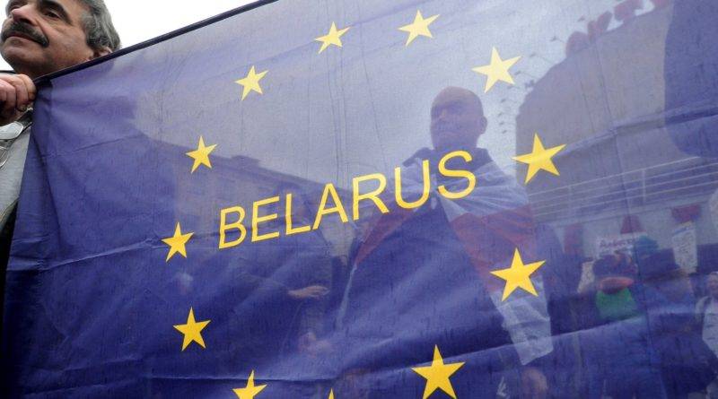 Европа пытается «купить» Белоруссию