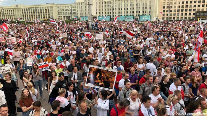 Второй раунд революции: эксперты о подготовке новых протестов в Белоруссии