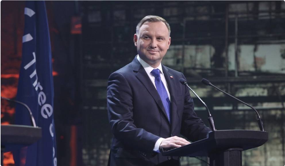 Почему президент Польши Дуда позволяет себе резкие слова о России