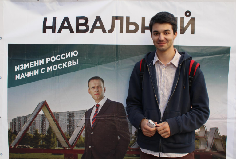 Новый скандал в оппозиции: соратники Навального нашли предателя