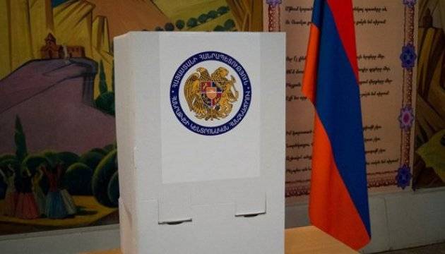 Досрочные выборы в Армении: прогнозы эксперто