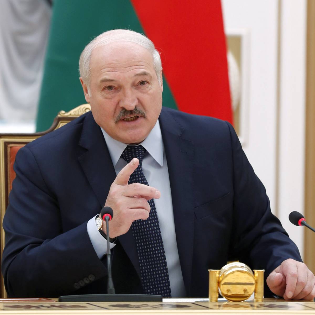 Лукашенко назвал причину "наката" Запада на Россию Лукашенко назвал причину "наката" Запада на Россию