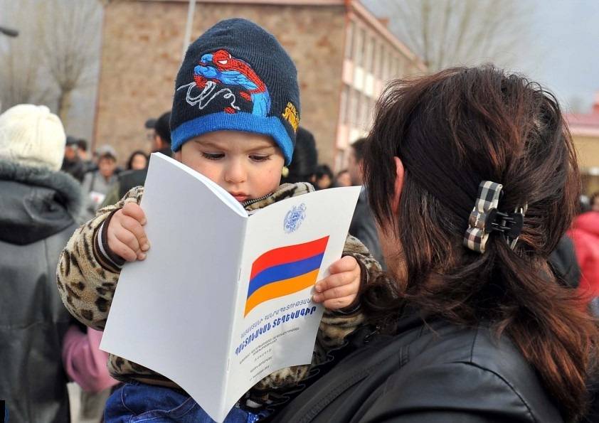Бои без правил: в Армении стартовала агитационная предвыборная кампания Бои без правил: в Армении стартовала агитационная предвыборная кампания