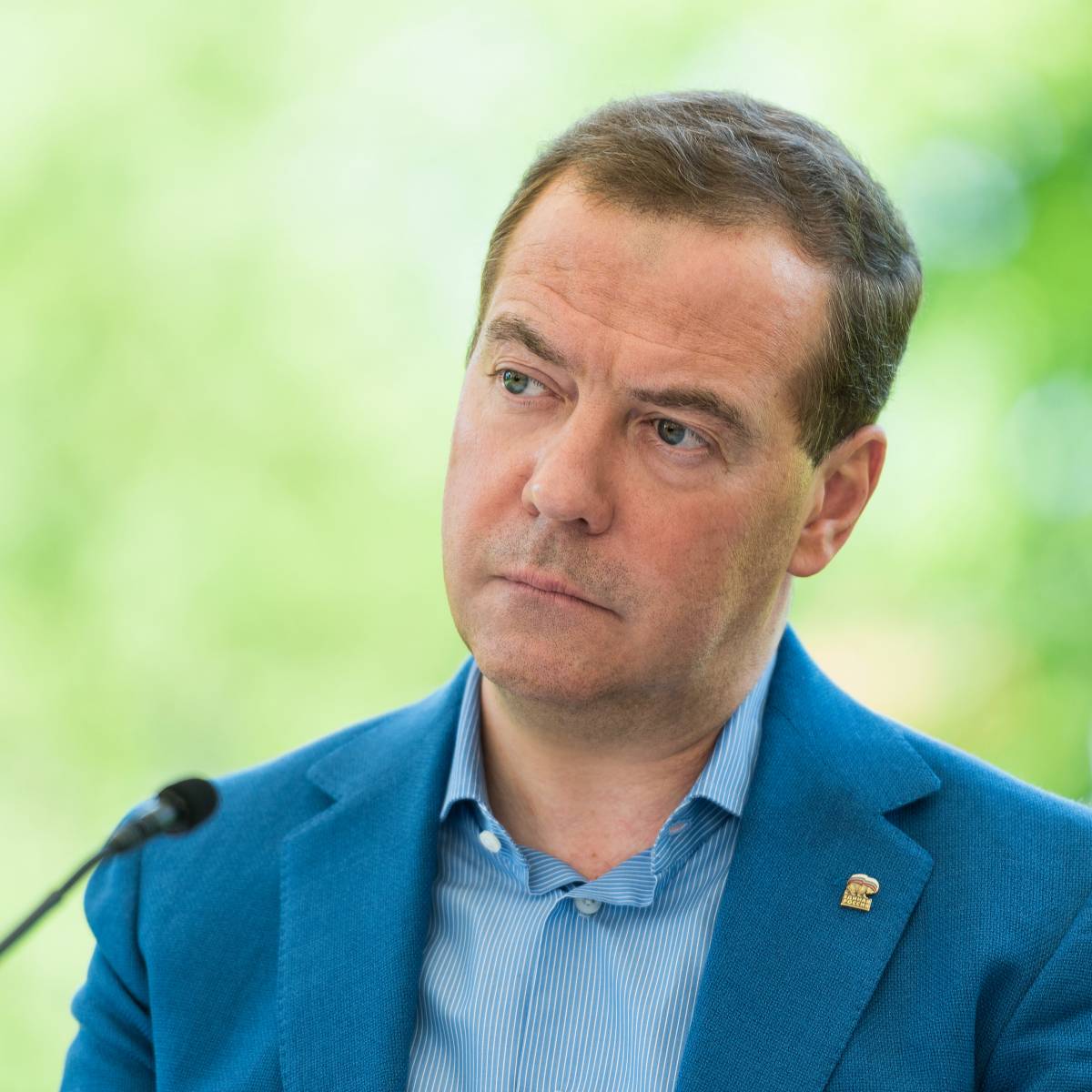 Медведев сравнил "Единую Россию" с КПСС Медведев сравнил "Единую Россию" с КПСС