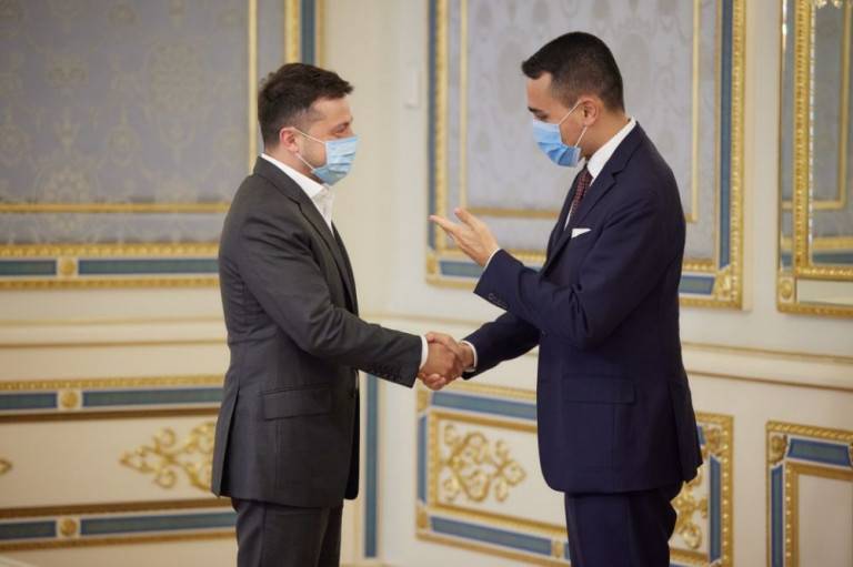 Украина – декорация в диалоге Италии и США Украина – декорация в диалоге Италии и США