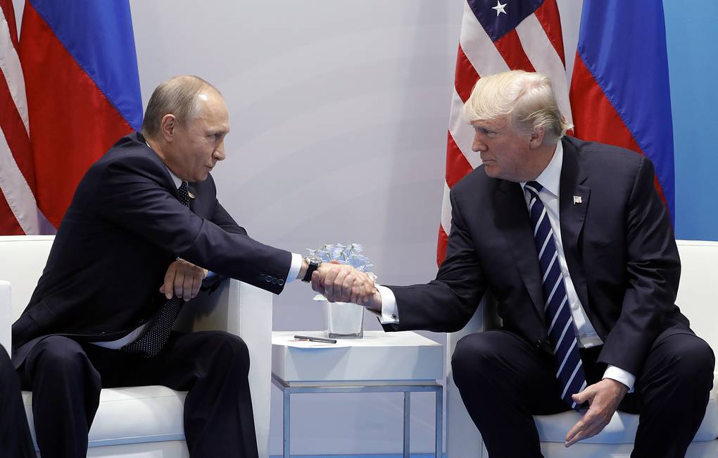 Что известно о первых личных встречах президентов России и США