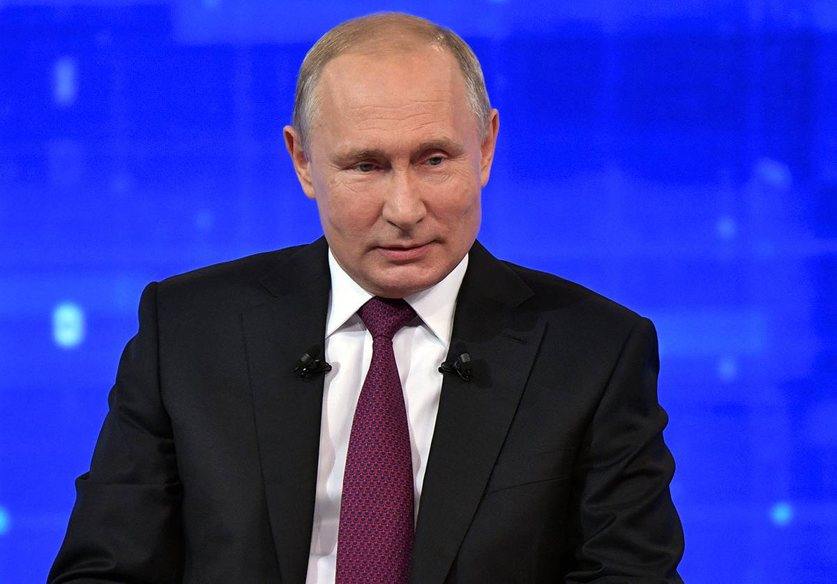 Новые форматы: эксперты о возможных сюрпризах прямой линии с Путиным Новые форматы: эксперты о возможных сюрпризах прямой линии с Путиным
