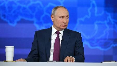 Путин заставляет врагов РФ идти на отчаянные поступки Путин заставляет врагов РФ идти на отчаянные поступки