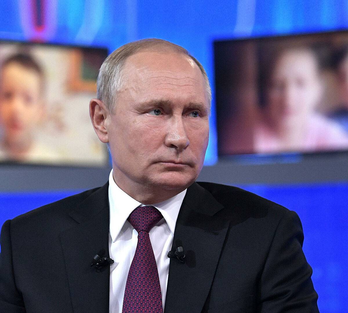 Украинцы бурно отреагировали на слова Путина о способностях Зеленского Украинцы бурно отреагировали на слова Путина о способностях Зеленского