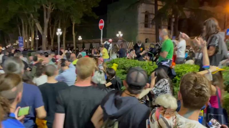 Тбилиси: гей-парад попал в засаду