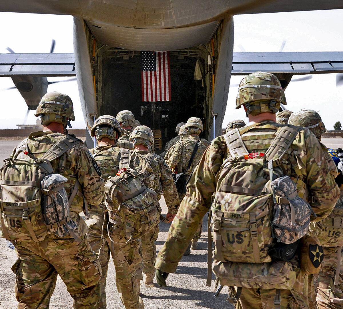 Американцы уходят из Афганистана, вернется ли туда Россия